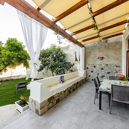 Ad Sidera Apartment Canneto  Ngoại thất bức ảnh