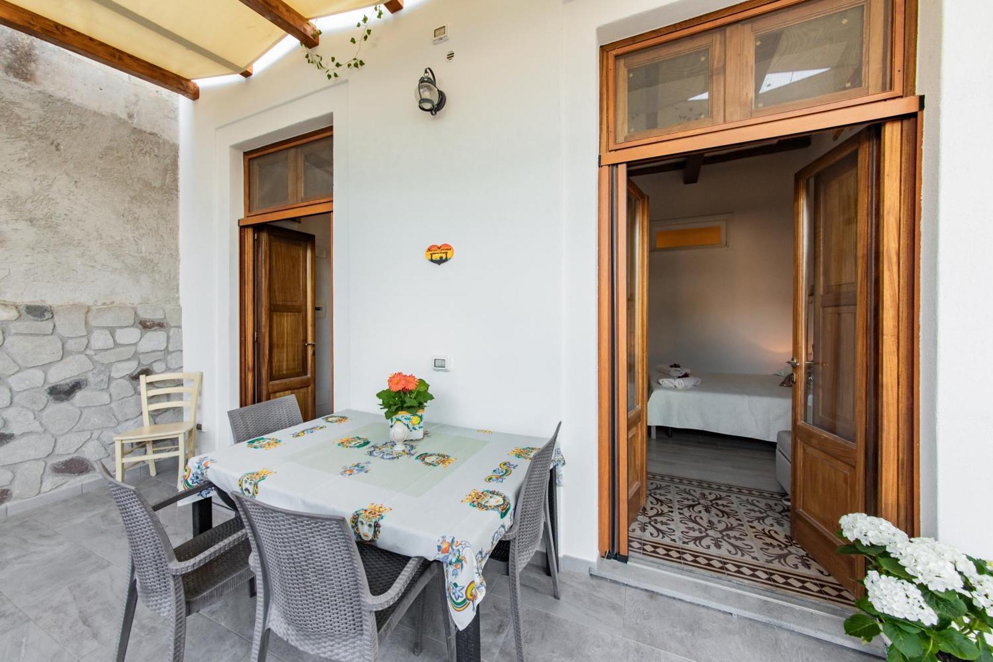 Ad Sidera Apartment Canneto  Ngoại thất bức ảnh