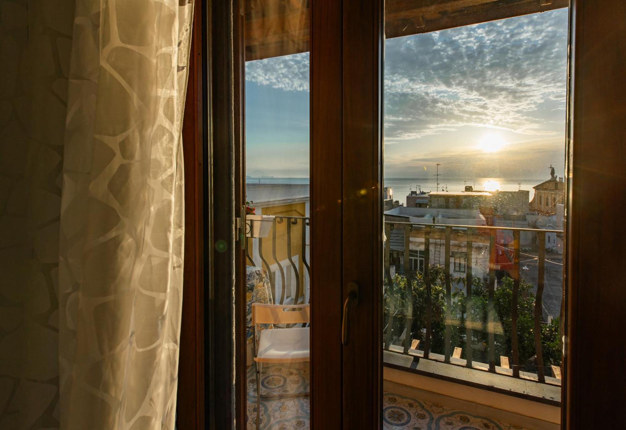 Ad Sidera Apartment Canneto  Ngoại thất bức ảnh